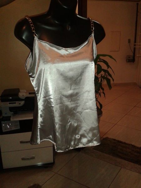 Blusa de cetim